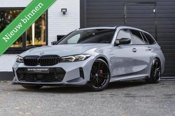 BMW 3-serie Touring 330e M Perf Pano H&K Head Up 360 beschikbaar voor biedingen