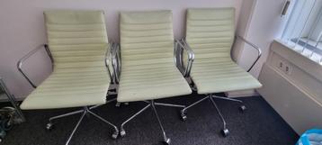 3 Witte / beige leren design bureaustoelen. beschikbaar voor biedingen