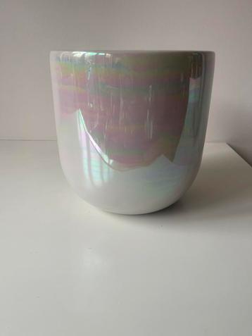 TS geglazuurde Pastelkleurige Bloempot - 20x19 cm beschikbaar voor biedingen