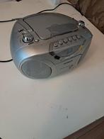 Te koop, Hitachi merk Radio. Cd werkt niet., Ophalen