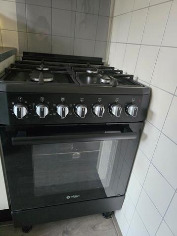 Zwart Gasfornuis met Elektrische Oven - 60cm beschikbaar voor biedingen