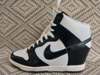 Nike Dunk Sky High wedge White Black 39 sleehak, Kleding | Dames, Schoenen, Zwart, Nike, Ophalen of Verzenden, Sneakers of Gympen