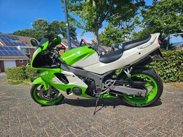 Kawasaki sport ZX6R '96 beschikbaar voor biedingen