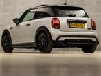 MINI Mini 1.5 Cooper Camden Sport Automaat (PANORAMADAK, VIR, 12 maanden, 136 pk, Gebruikt, 4 stoelen