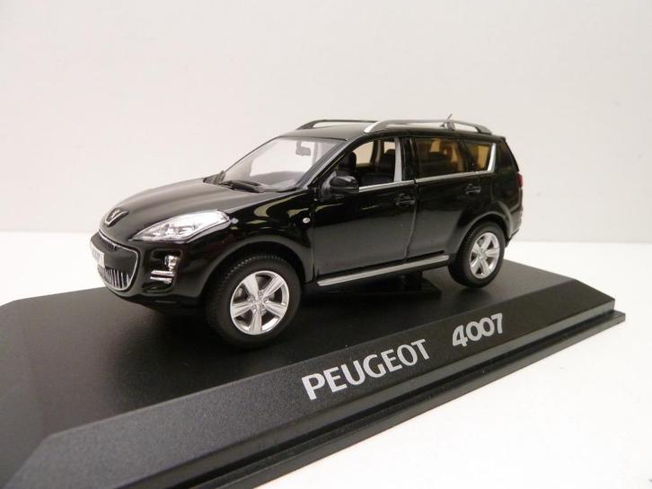 Peugeot 4007  ''  Norev '', Hobby en Vrije tijd, Modelauto's | 1:43, Zo goed als nieuw, Auto, Norev, Ophalen of Verzenden