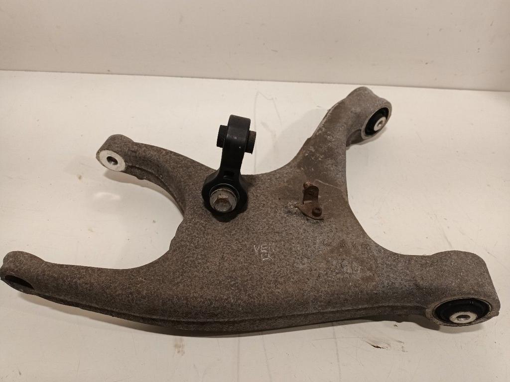 Draagarm links achter Audi A6, Onderdelen@venauto.nl, Van der Ven Autorecycling B.V., Gebruikt, Ettenseweg 76, 4706 PB Roosendaal, The Netherlands