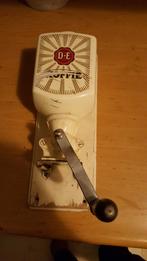 koffiemolen, Ophalen