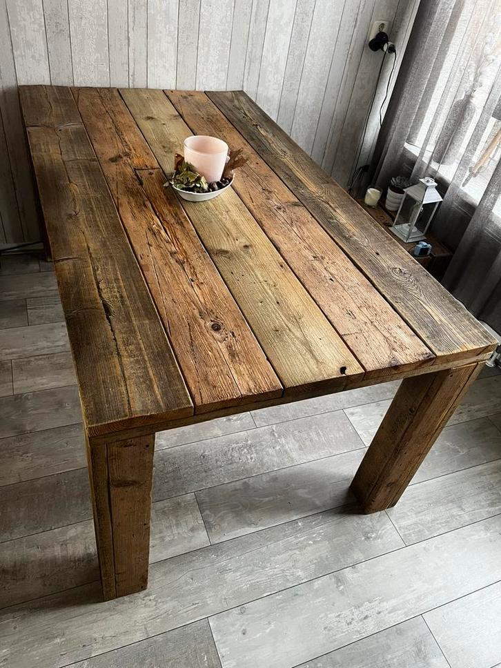 Mooie degelijke eettafel *per direct beschikbaar*, Huis en Inrichting, Tafels | Eettafels, Zo goed als nieuw, Ophalen