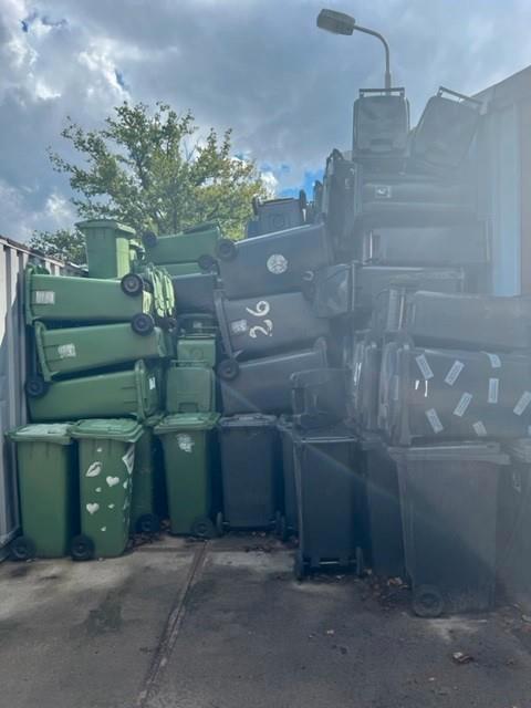 2033. Partij kliko 's / container / prullenbak, Huis en Inrichting, Woonaccessoires | Prullenbakken, Gebruikt, Kunststof, 75 cm of meer