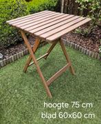 Inklapbare hardhouten tuintafel, Tuin en Terras, Tuintafels, Zo goed als nieuw, Hout, Ophalen, Vierkant