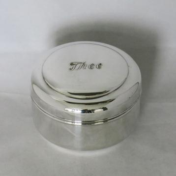 Verzilverde theebus beschikbaar voor biedingen