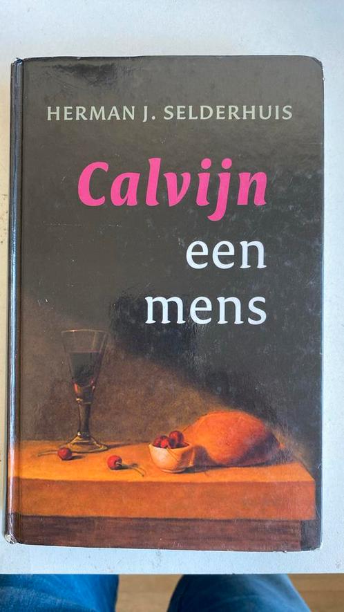 Herman J. Selderhuis - Calvijn een mens, Boeken, Godsdienst en Theologie, Zo goed als nieuw, Ophalen of Verzenden