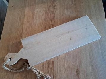 Houten borrel/ tapas plank beschikbaar voor biedingen