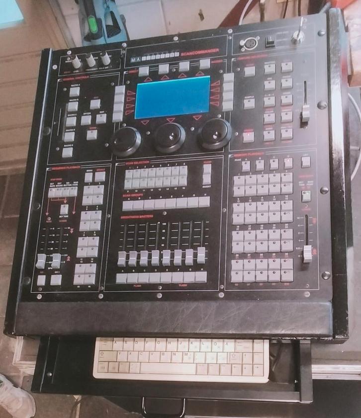 Lichttafel MA Scancommander in flightcase, Muziek en Instrumenten, Mengpanelen, Zo goed als nieuw, 20 kanalen of meer, Ophalen