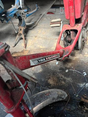 Peugeot 102 Frame beschikbaar voor biedingen