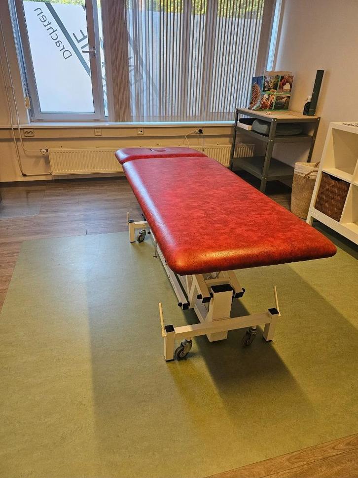 Elektrische behandeltafel, Sport en Fitness, Massageproducten, Gebruikt, Massagetafel, Ophalen