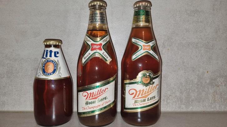 Vintage Miller set - <'91 - '94 - Milwaukee, Wisconsin, USA, Verzamelen, Biermerken, Zo goed als nieuw, Glas of Glazen, Overige merken