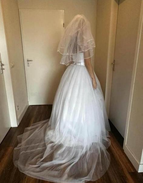 Trouwjurk maat 34/36, Kleding | Dames, Trouwkleding en Trouwaccessoires, Zo goed als nieuw, Trouwjurk, Wit, Ophalen of Verzenden