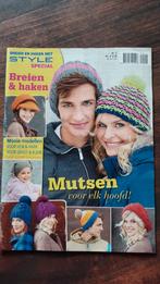 Mutsen, breien en haken voor groot en klein *, Ophalen of Verzenden, Zo goed als nieuw, Breien, Patroon of Boek