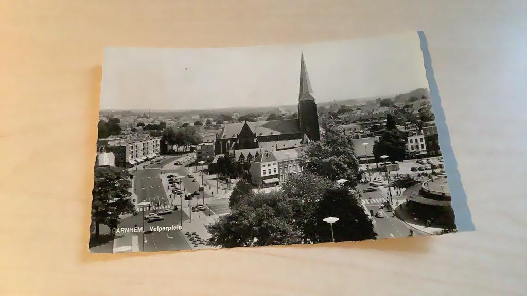 Arnhem.    Velperplein, Ophalen of Verzenden, 1960 tot 1980, Gelopen, Gelderland