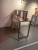 hoge osb-plaat houten en stalen spel/bartafels op wielen, Ophalen, Gebruikt