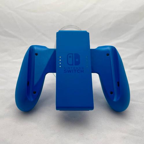Nintendo Switch Comfort Grip - Mario Red & Blue, Spelcomputers en Games, Spelcomputers | Nintendo Consoles | Accessoires, Zo goed als nieuw