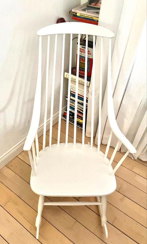 Lena Larsson Grandessa Rocking Chair ‘60 | mat wit, Huis en Inrichting, Stoelen, Zo goed als nieuw, Eén, Wit, Ophalen