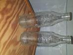 2 stuks puntgave coca cola flesjes uit jaren 70, Verzamelen, Ophalen of Verzenden, Reclamebord