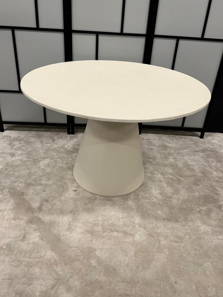 Eettafel Rond Wit Beton Ciré 120 cm, Huis en Inrichting, Tafels | Eettafels, Zo goed als nieuw, 100 tot 150 cm, 100 tot 150 cm
