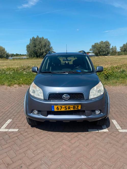 Daihatsu Terios 1.5 4WD 2006 Grijs, Auto's, Daihatsu, Particulier, Terios, Benzine, E, SUV of Terreinwagen, Handgeschakeld, Origineel Nederlands