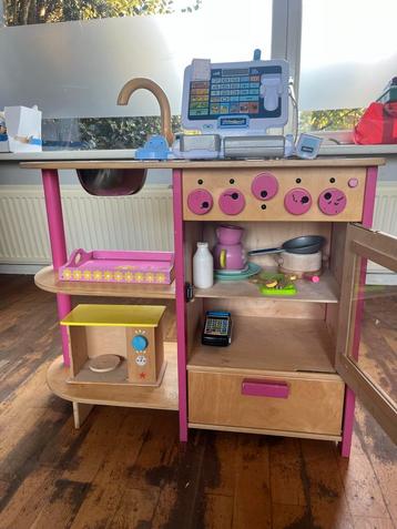 Houten Speelkeuken met Accessoires beschikbaar voor biedingen