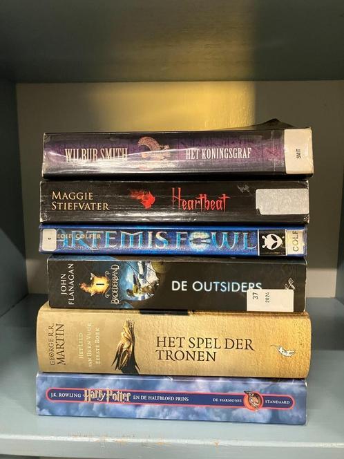 Setje fantasy boeken, Boeken, Fantasy, Gelezen, Ophalen of Verzenden