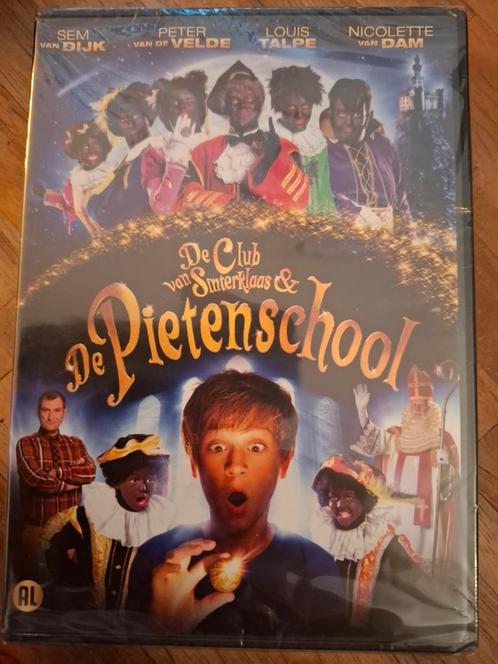 De Club van Sinterklaas & de Pietenschool, Cd's en Dvd's, Dvd's | Kinderen en Jeugd, Nieuw in verpakking, Film, Avontuur, Ophalen