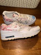 NIKE W AIR MAX 1 PRINT (CHERRY BLOSSOM) maat 39, Ophalen, Wit, Nike, Sneakers of Gympen