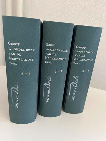 Van Dale | Groot Woordenboek NL Taal | 14e druk 2005 beschikbaar voor biedingen