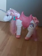 Baby born unicorn, Ophalen of Verzenden, Zo goed als nieuw, Babypop