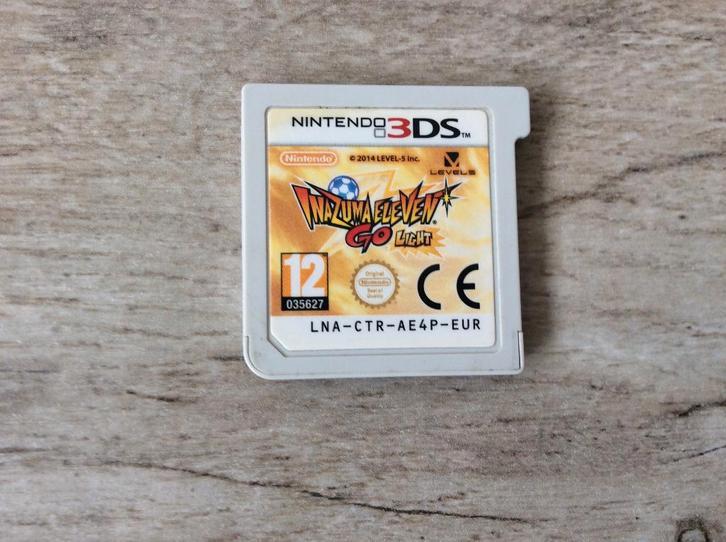 Inazuma Eleven 3 Lightning Bolt voor de Nintendo 3DS, Spelcomputers en Games, Games | Nintendo 2DS en 3DS, Zo goed als nieuw, Sport