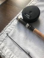 Te Koop Vliegvis hengel met toe behoren 2,5 metet lang, Watersport en Boten, Ophalen, Zo goed als nieuw