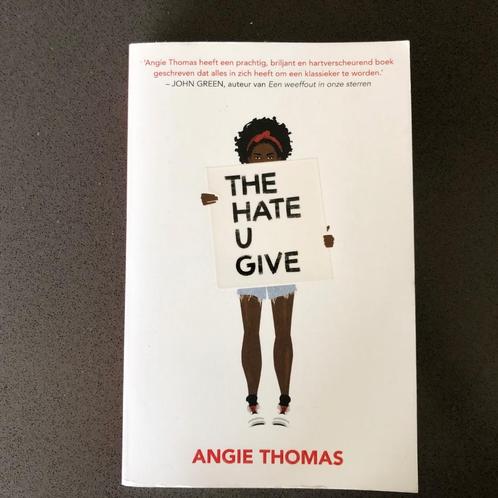 Angie Thomas - The hate u give - Lezen voor je lijst!, Boeken, Kinderboeken | Jeugd | 13 jaar en ouder, Zo goed als nieuw, Ophalen of Verzenden