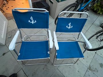 Klapstoelen beschikbaar voor biedingen