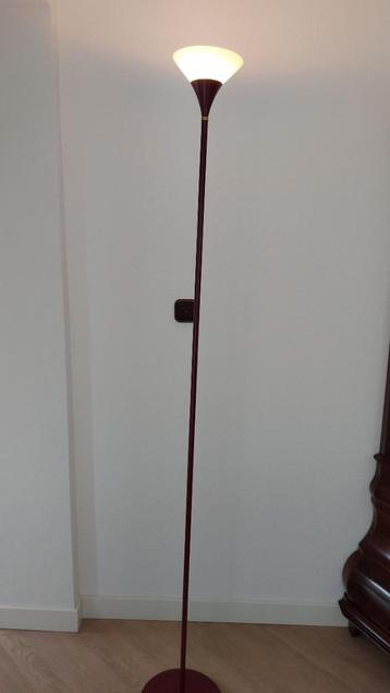 vloerlamp met dimmer beschikbaar voor biedingen