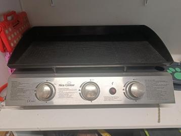 Nice Cooker tafel BBQ  beschikbaar voor biedingen