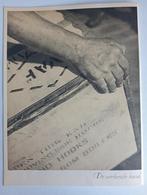 Piet Marée - Fotoprent 'De Werkende Hand' 1950, Antiek en Kunst, Ophalen of Verzenden