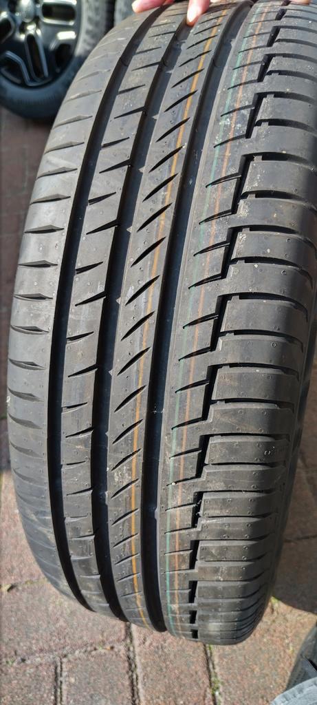 Continental PremiumContact 6    215/60R17V, Auto-onderdelen, Banden en Velgen, Zomerbanden, 17 inch, 215 mm, Personenwagen, Nieuw