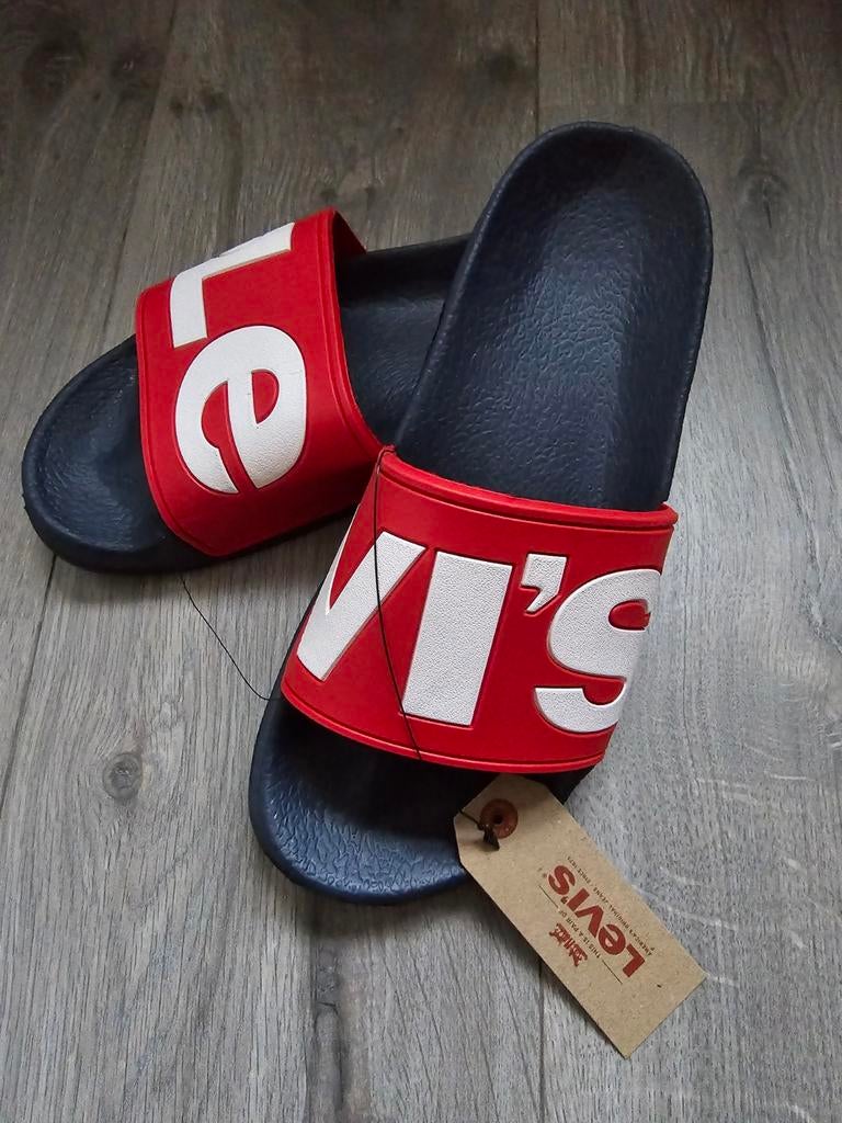 Mooie Levi's slippers, maat 37, Nieuw (KG7), Ophalen of Verzenden, Nieuw