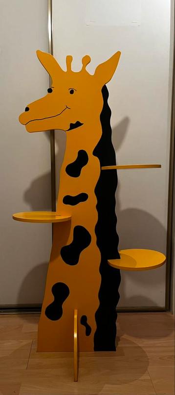Giraffe etagere - tafeltje beschikbaar voor biedingen