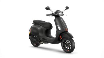VESPA WINTER SALE |SPRINT | PRIMAVERA|0KM|2025|4 JR GARANTIE beschikbaar voor biedingen