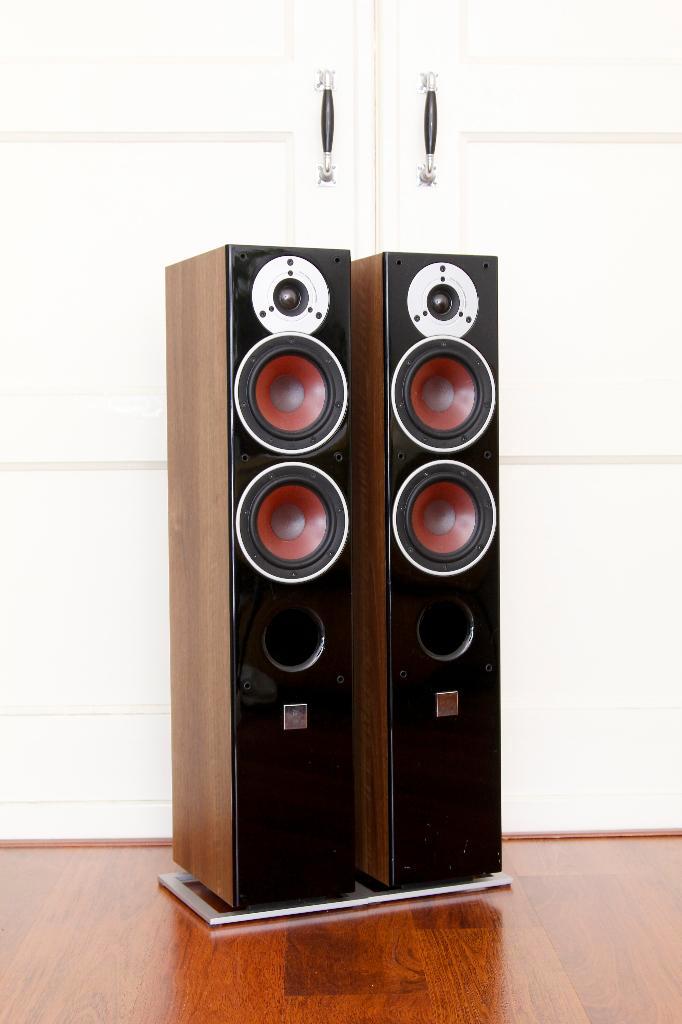 Dali Zensor 5 compacte zuiltjes, Audio, Tv en Foto, Luidsprekers, Gebruikt, Front, Rear of Stereo speakers, 60 tot 120 watt, Overige merken