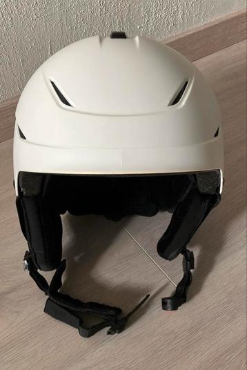 	 Ski helm wit maat s - m wintersport beschikbaar voor biedingen