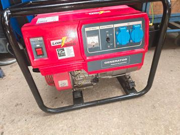 Load Up 3000 Benzine Generator - Gebruikt beschikbaar voor biedingen